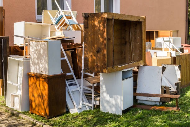 Best Yard Waste Removal  in Deerfield, MI
